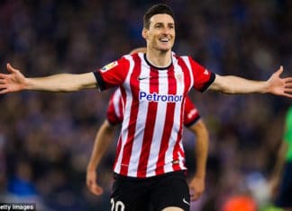 En el Daily Mail se define a Aritz Aduriz como el jugador del año Aritz Aduriz jugador del año 2015 segun el Daily Mail