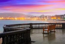 Donostia 2016, noticia desde el Vaticano hasta la India. Informaciones que vamos a recopilar de forma sistemática Donostia 2016 en en Hindustan Times-Shaped like a shell, the bay is home to a fine sandy beach. (Shutterstock)