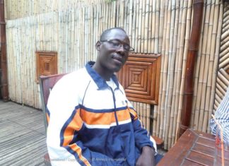 Huffington Post USA: Denunciando injusticias en Africa a través de una exposición en el festival Zinegoak ean-Claude Roger Mbédé, 34, hid from the authorities until his death to avoid going back to prison