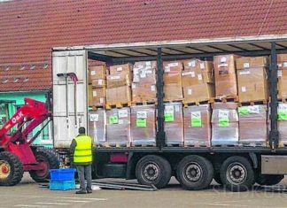 Entregadas más de 7 toneladas de «Solidaridad vasca» para los refugiados sirios en Alemania Solidaridad vasca en Alemania para los refugiados sirios