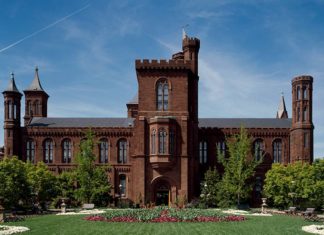 Basques are the “guests of honor” at the 2016 Smithsonian Folklife Festival. They’re finally starting to “get” us in Washington! The Smithsonian Institution Building, better known as the Smithsonian Castle. Photo by Carol M. Highsmith, courtesy of the Library of Congress Prints and Photographs Division