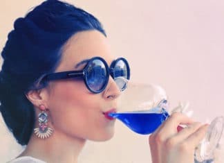 The Basque Country has it blue wine, and it’s being talked about the world over Gïk el vino azul hecho desde el Pais Vasco