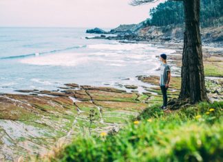 Dos surfers alemanes (un cantante y un fotógrafo) disfrutando de la Costa Vasca Dos surfers alemanes aconsejar disfrutar del País vasco ©DanPetermann