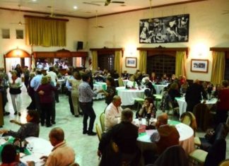 Desde Argentina: «una divertida fiesta vasca» y una «fogata de San Juan» un 14 de agosto Fiesta del centro vasco de Chivilcoy