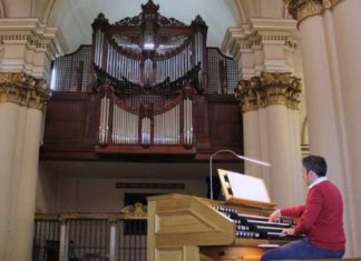 El órgano de la Catedral de Bogota, construido hace 125 años por un vasco, es reinaugurado en un concierto dirigido por otro vasco Órgano de la Catedral de Bogotá
