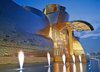 The BBC explains the enormous influence the Bilbao Guggenheim has had on the whole country Guggenheim Bilbao with Yves Klein's Fire Fountain artwork, 1961 (fabricated in 1997) | Photograph courtesy Guggenheim Bilbao