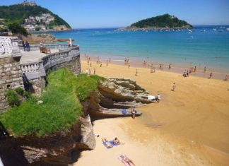 Las playas más bonitas de (todo) el País Vasco según The Culture Trip Playa de la Concha, San Sebastián, Spain | © Zarateman / Wikimedia Commons