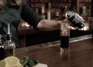 Pepsi “discovers” that kalimotxo is a “sophisticated” drink 1893 original Cola de Pepsi se promociona explicando cómo hacer Kalimotxo