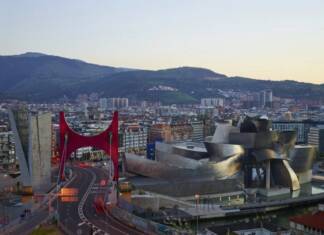 Bilbao, a global model for planned transformation Guggenheim Bilbao Richard Layman