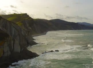 Traveling from San Sebastian towards Bilbao, a proposal from Portugal