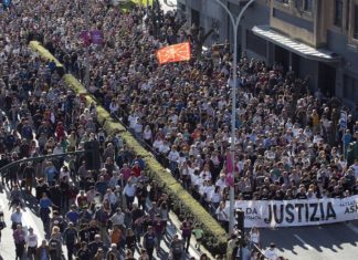 Caso Alsasua. Desde Honduras, ignorancia, mentiras y falta de respeto a los lectores Protesta en Pamplona por los cargos de terrorismo a los agresores de Alsasua. UNAI BEROIZ AP PHOTO