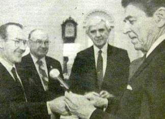 2018—Thirty years after the Reagan-Ardanza meeting at the White House El presidente Reagan recibe al lehendakari Ardanza en la Casa Blanca (marzo de 1988)