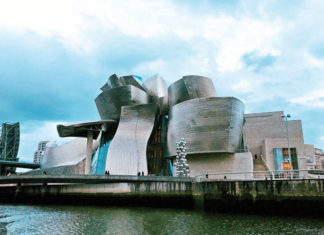 A multifaceted look at Bilbao from Turkey Artículo sobre Bilbao en el diario turco Hurriyet