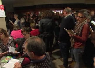 Two sacred traditions in the Northern Basque Country: singing and playing rugby (videos) Cantantes populares en Iparralde