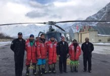 Alpinistas vascos al rescate, una vez más El Montañero vasco Alex Txikon y su equipo de rescate.