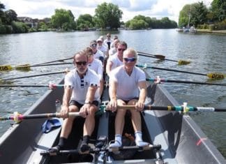 A ‘trainera’ has been chosen to set a new Loch Ness rowing crossing record Jock Wishart - Loch Ness-A practise row for the crew of the Trainera rowing boat.