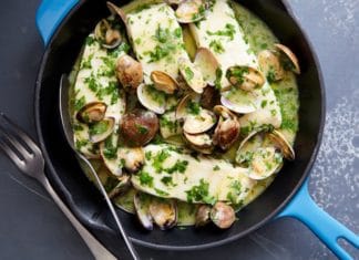 Marti Buckley Kilpatrick gana un premio internacional por su libro sobre gastronomía vasca Merluza en salsa verde NYT - Linda Xiao for The New York Times. Food Stylist- Monica Pierini