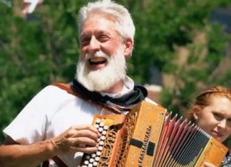 Dan Ansoteguik, 20an, AEBko arte tradiozionalaren antzemate handiena jasoko du eta zuzenean ikus dezakezu