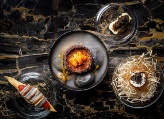 Basque dinners being put together by a San Sebastian-born chef in Kuala Lumpur Una de las «cenas vascas» que el chef Pedro Pedro Samper organiza en el Restaurante La Brasserie de The St. Regis Kuala Lumpur