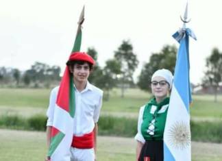 The Ongi Etorri Basque Center celebrates St. Sebastian’s Day by planting an oak in Magdalena, Argentina Celebración de San Sebastián en el Centro Vasco de Magdalena