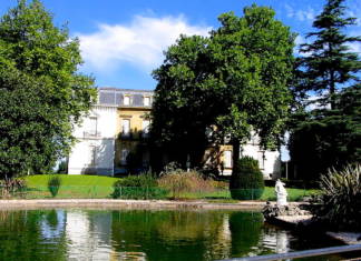 San Sebastian is an example of “good practices” as an intercultural city for the Council of Europe Casa de la Paz y los Derechos Humanos de Aiete. Donostia