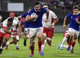Senpereko euskalduna Frantziako errugbi-selekzioko kapitaina da, euskal pilotazaletasunari esker. Charles Ollivon capitán de la seleccion francesa de Rugby (foto AFP)