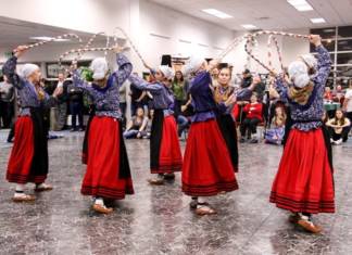 Ontarioko (Oregon) 73. «euskal jaia» ospatzen da The Beti Alai dancers perform in 2019's annual Ontario Basque Charity Dinner and Dance. (Submitted photo)