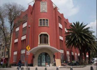 10 + 1 curious facts about the Mexico City Frontón, which holds two records Fachada del remozado Frontón México