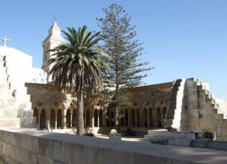 The “Aita Gurea” that has been on the Mount of Olives in Jerusalem since 1902 Iglesia del Pater Noster Jerusalén by_Madelien_Knight