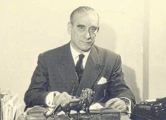 “Javier de Landaburu (1907–1963). Al servicio de la causa vasca”, a book by Leyre Arrieta Javier de Landaburu en la sede del Gobierno Vasco en el exilio (rue Singer)