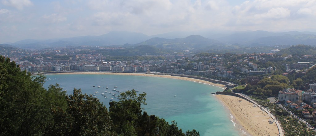 Breathtaking views from the top of Monte Igueldo (besidestheobvious.net)