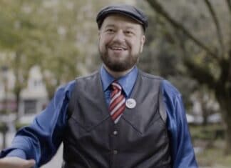 John R. Bopp, our English-language editor, is one of the “faces” of Euskaraldia 2020 John R. Bopp en Euskaraldia 2020