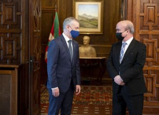 The Basque Government and the OEI sign an alliance to promote education, science, and culture in Ibero-America The Lehendakari Iñigo Urkullu and the Secretary General of the Organization of Ibero-American States for Education, Science and Culture (OEI), Mariano Jabonero,