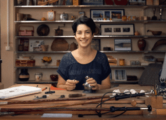 The Ainciart-Bergara family, manufacturers of ‘makilas’, are one of five finalists for an award in excellence in family businesses worth €100,000