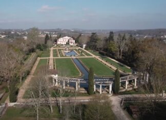 From Kanbo: 185 boys and girls offer us a “bodytap” version of Beethoven’s Fifth Villa Arnaga y sus Jardines. Kanbo