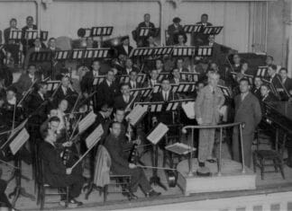 Maurice Ravel, on the 147th anniversary of his birth; “A Basque hidden from the view of the Basques” Maurice Ravel dirigiendo a la BOS en 1928
