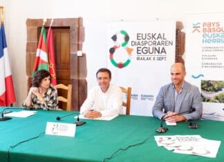 Institutional Inauguration of the 2022 Day of the Diaspora in Saint-Jean-Pied-de-Port Presentación del Día de la Diáspora Vasca 2022
