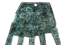 La «Mano de Irulegi» en las radios públicas de USA Imagen de la Mano de Irulegi (Sociedad Aranzadi)