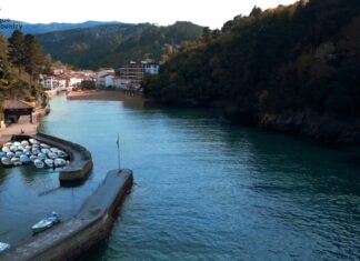 Viewpoints: Ea, Biscay, a drone’s-eye view Vista de Ea desde el puerto