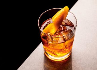 Sharing the Basque vermouth cocktail “marianito” with the world Social Marianito, Basque-Negroni. Cocktail Recipe Fotografóa: LIZZIE MUNRO